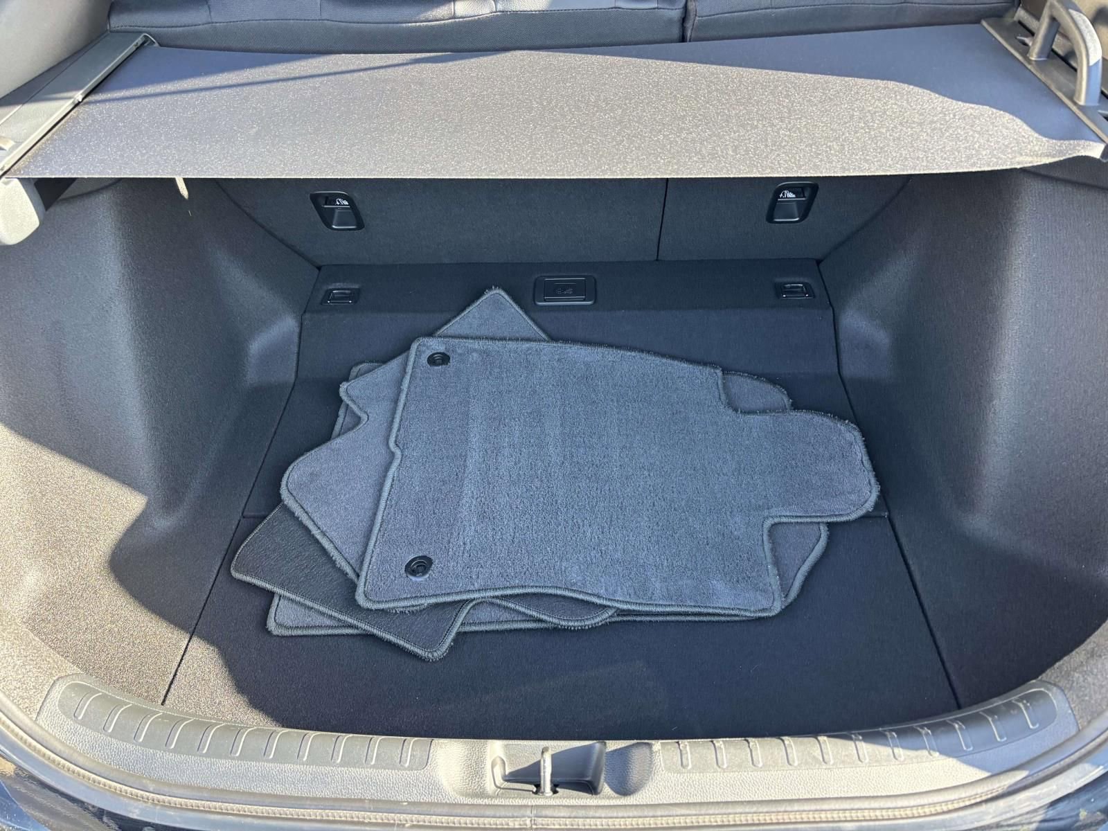 Used 2025 Honda Civic Sport image 11