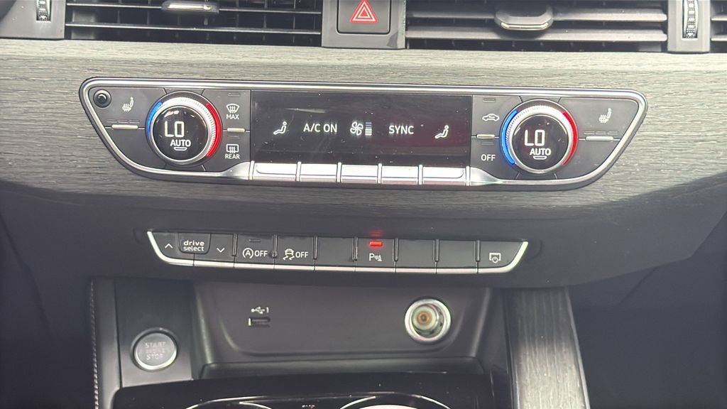 Used 2022 Audi A4 2.0T Premium Plus w/ Premium Plus Package image 25