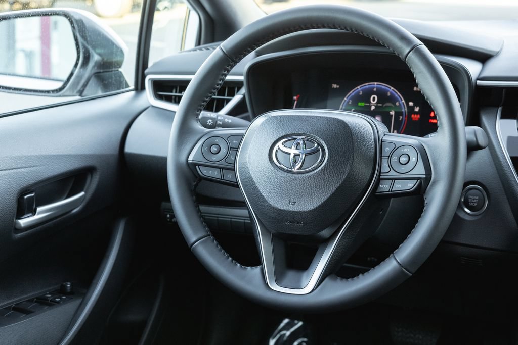 Used 2026 Toyota Corolla SE FWD image 27