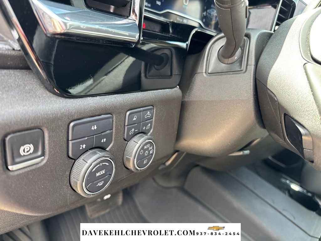 Used 2025 Chevrolet Silverado 3500 LT w/ All Star Edition AWD/4WD image 12