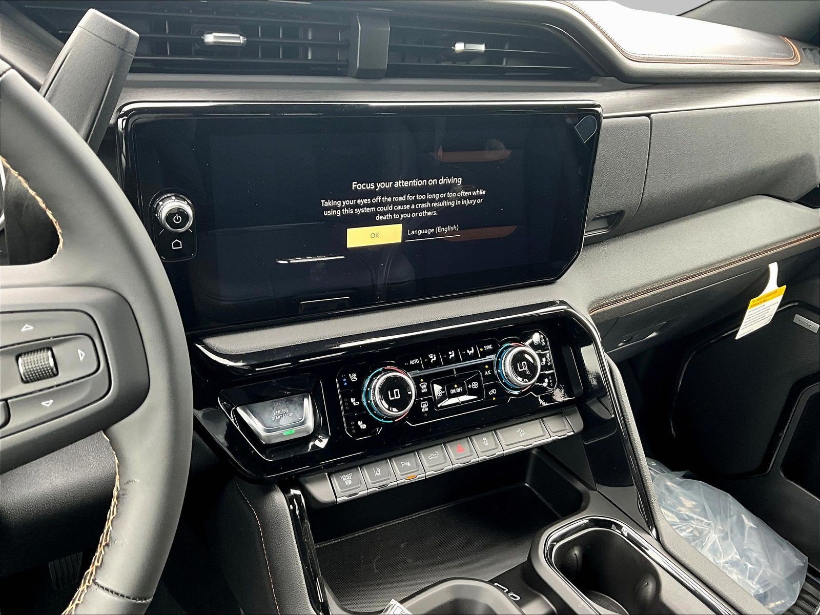 New 2026 GMC Sierra 2500 AT4 w/ AT4 Premium Plus Package AWD/4WD image 11