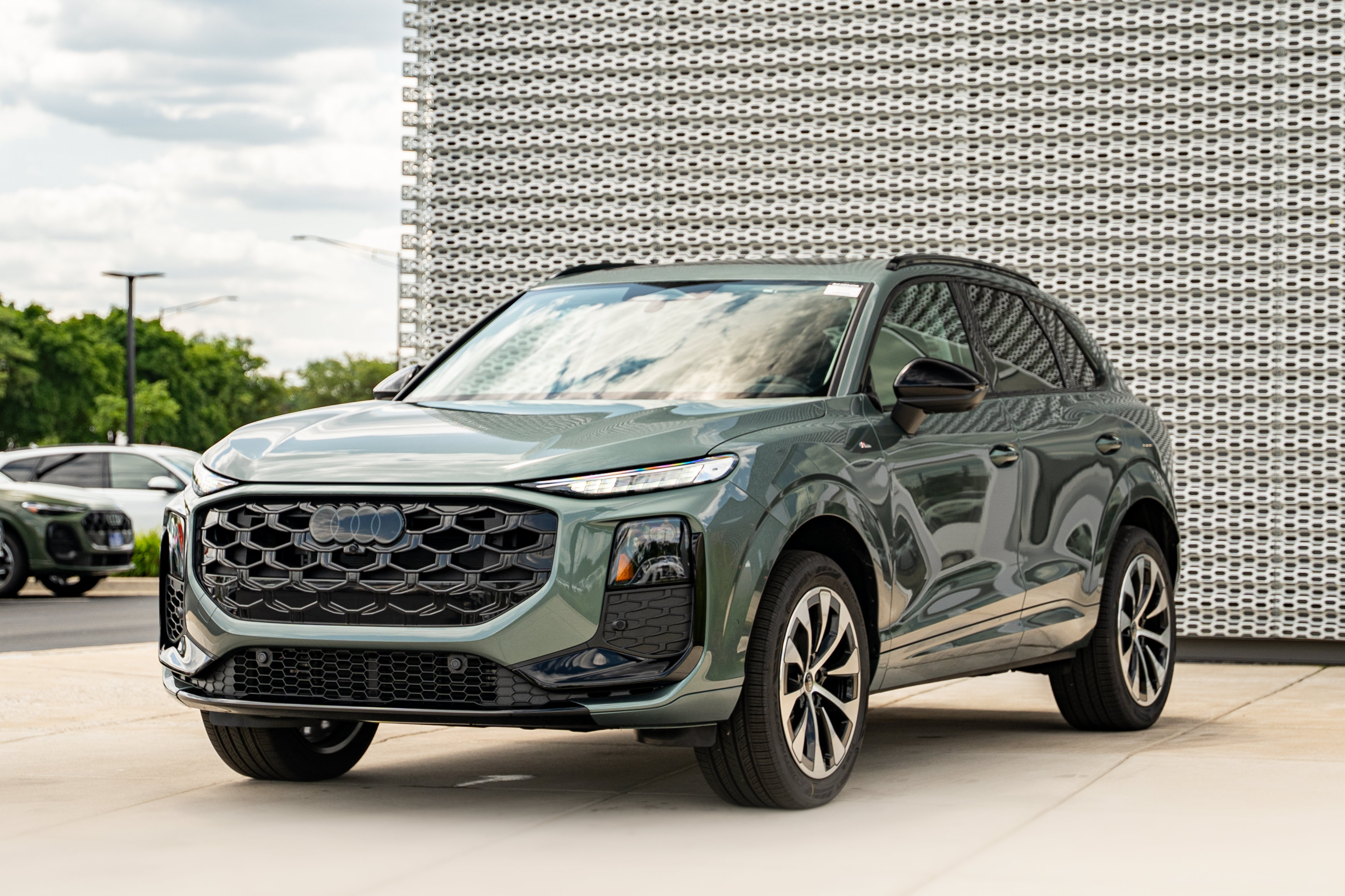 New 2026 Audi Q3 quattro 2.0T AWD/4WD image 7