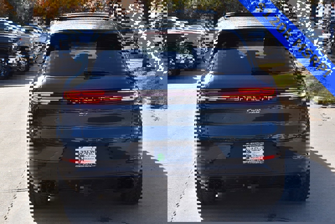 Used 2025 Porsche Cayenne image 9