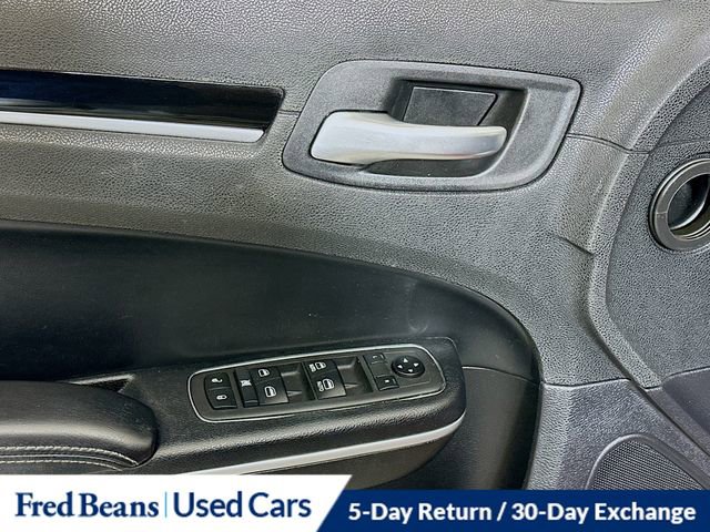 Used 2019 Chrysler 300 S RWD image 19