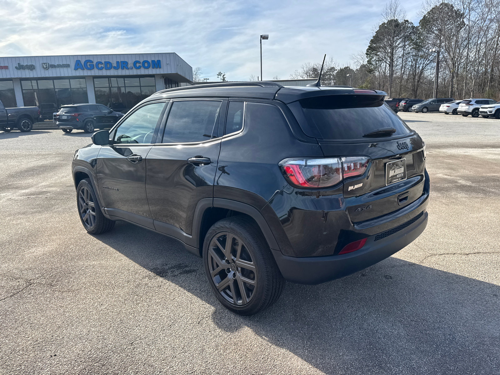 New 2026 Jeep Compass Latitude image 7