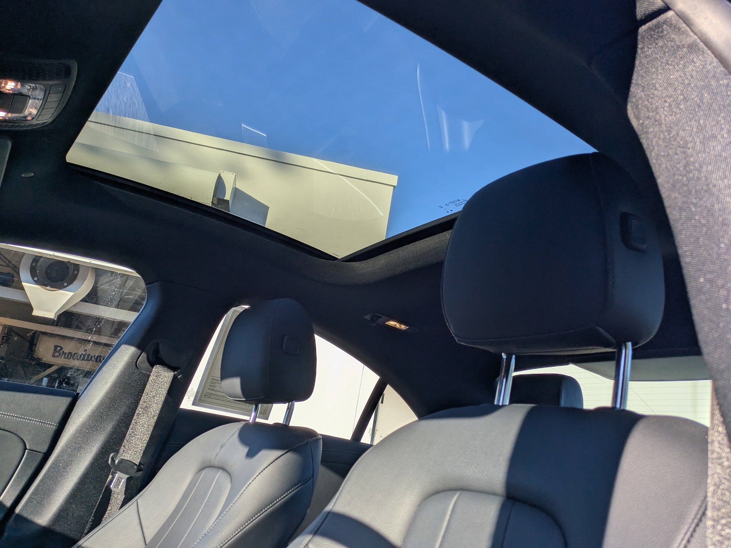 Used 2024 Mercedes-Benz CLA 250 image 11