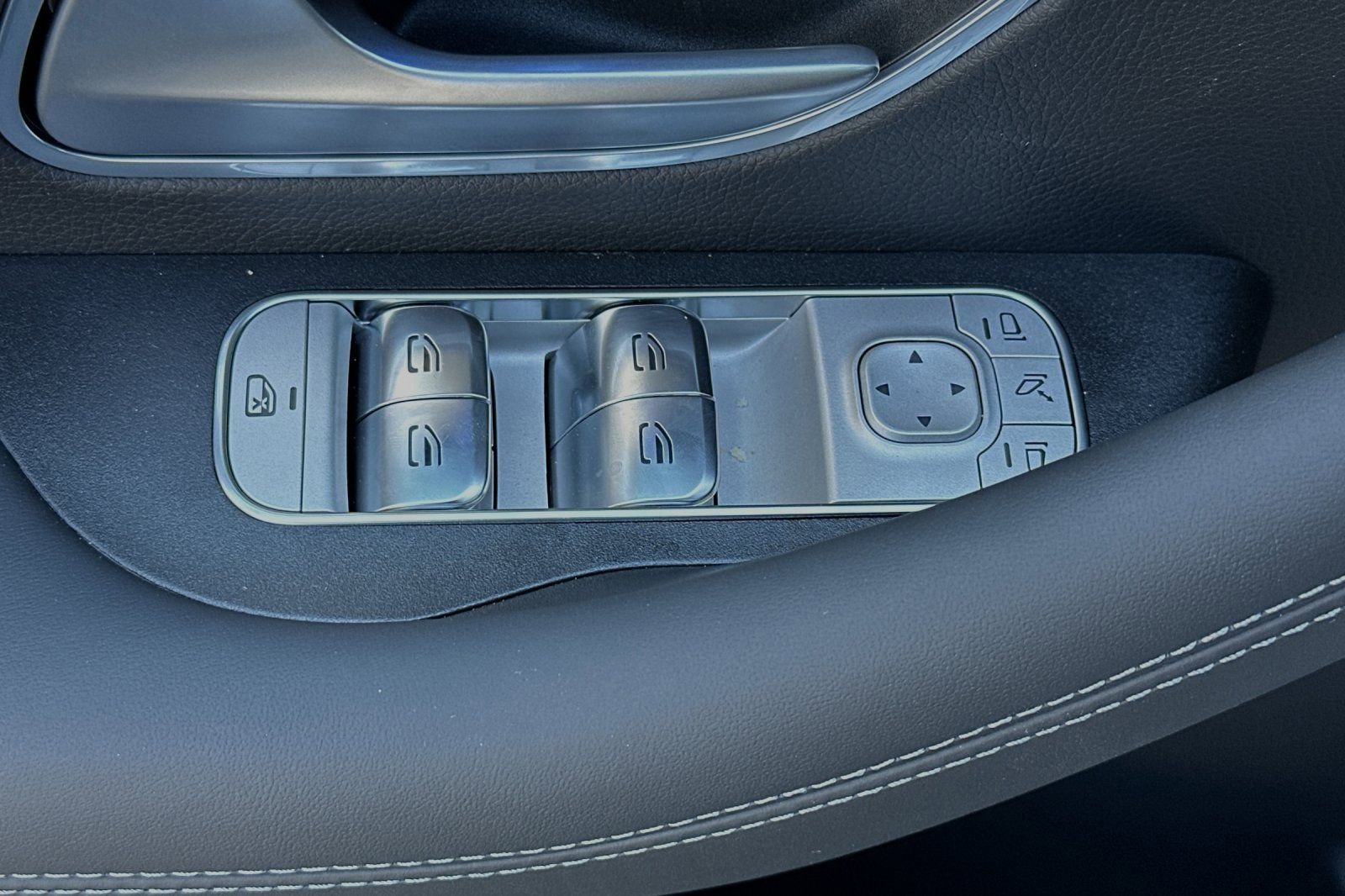 New 2025 Mercedes-Benz GLE 53 AMG 4MATIC Coupe image 13