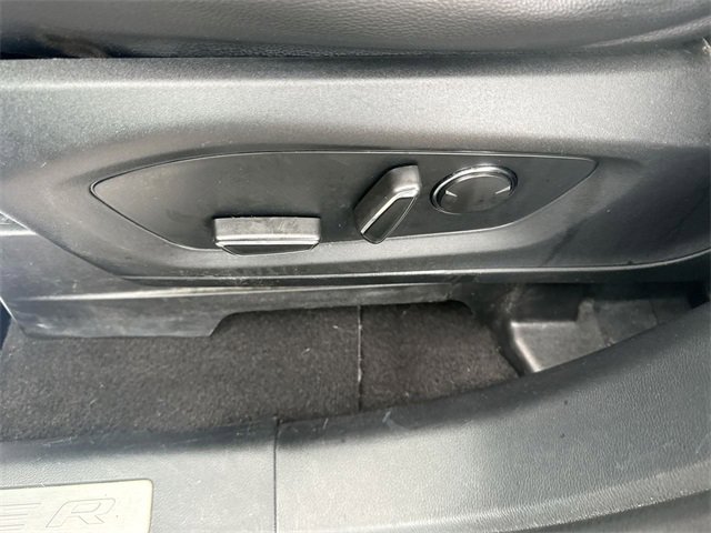 Used 2020 Ford Explorer Limited image 19