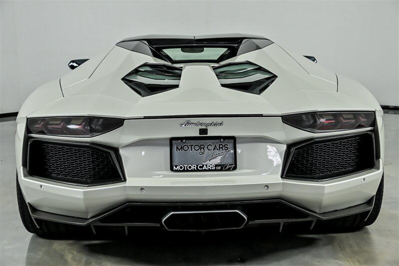 Used 2014 Lamborghini Aventador LP 700-4 AWD/4WD image 11