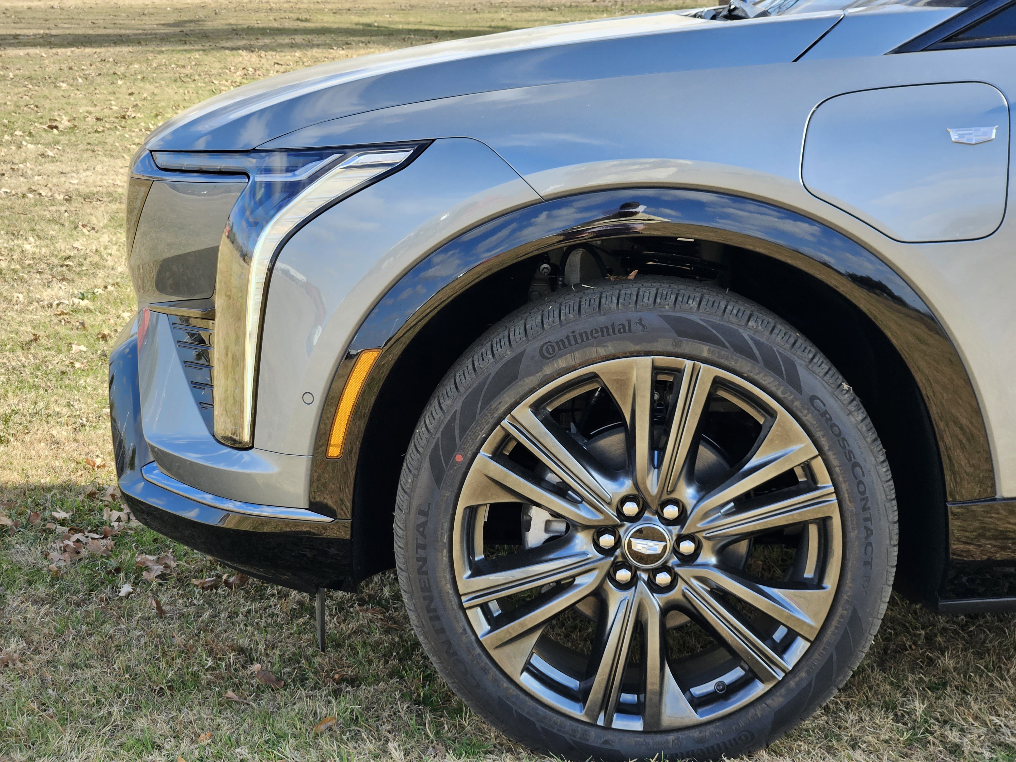 New 2026 Cadillac Optiq Sport 2 image 6