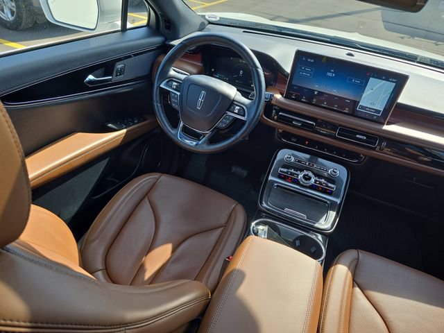 Used 2022 Lincoln Nautilus Reserve FWD image 33