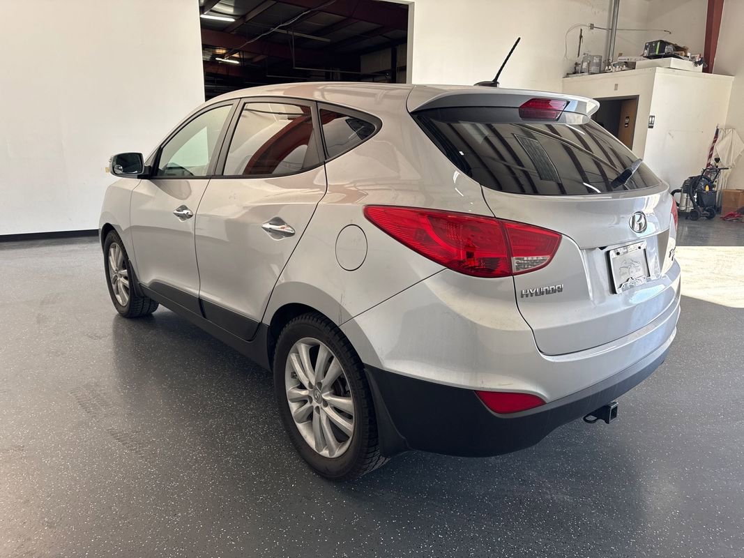 Used 2012 Hyundai Tucson Limited w/ Premium Pkg FWD image 6
