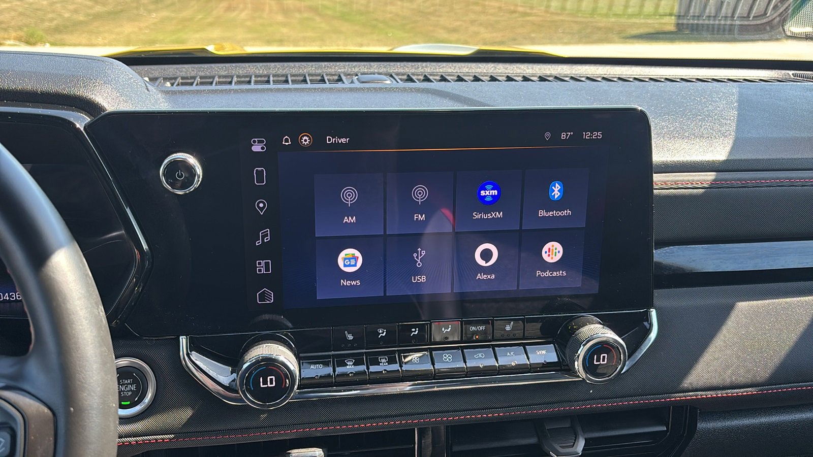 Used 2023 Chevrolet Colorado Z71 w/ Z71 Convenience Package 2 image 14