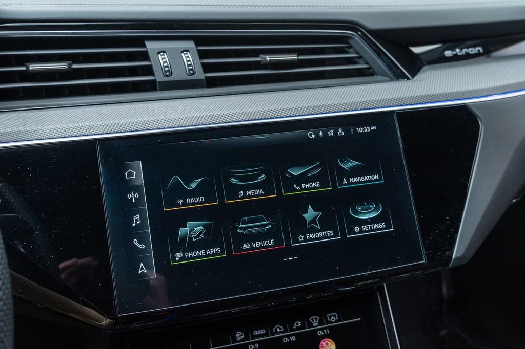 Certified 2023 Audi e-tron S Prestige w/ Prestige Package AWD/4WD image 16