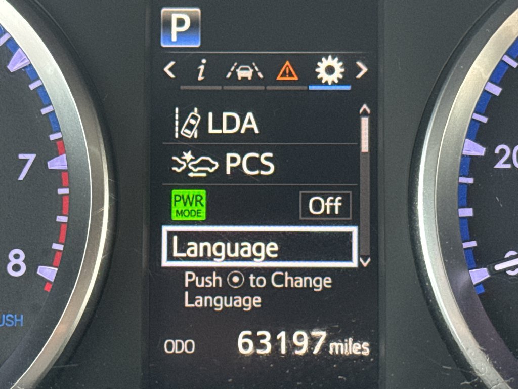 Used 2019 Toyota Highlander LE AWD/4WD image 19