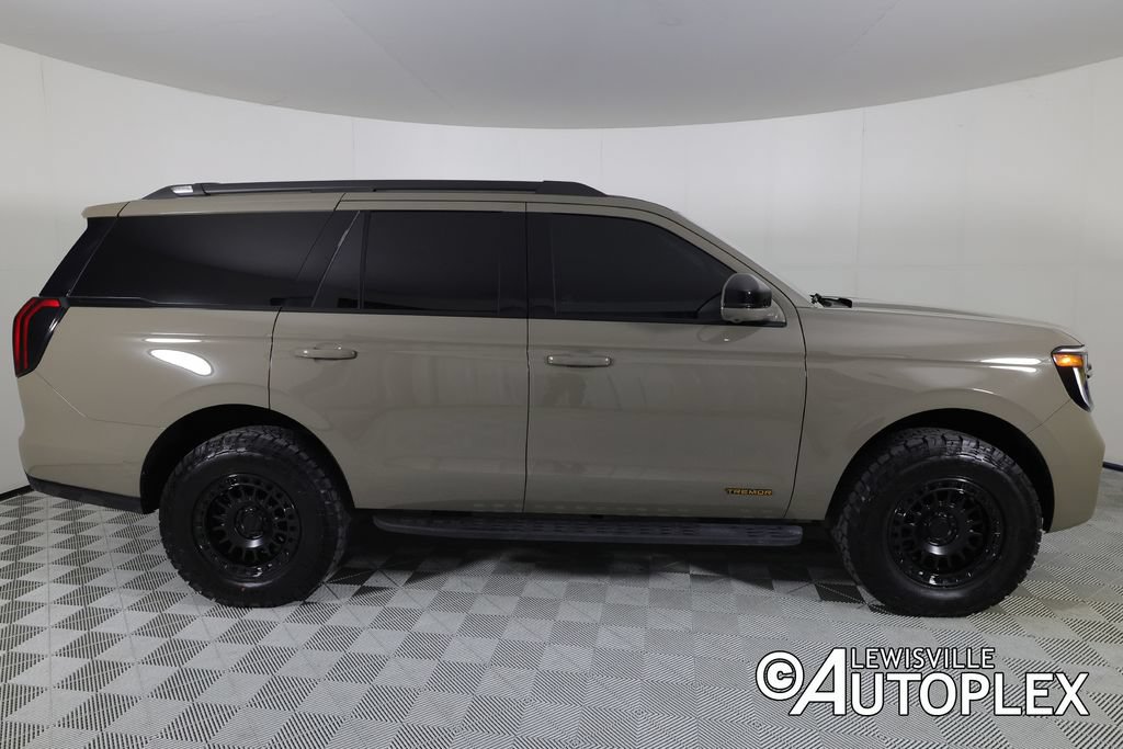 Used 2026 Ford Expedition Tremor AWD/4WD image 4