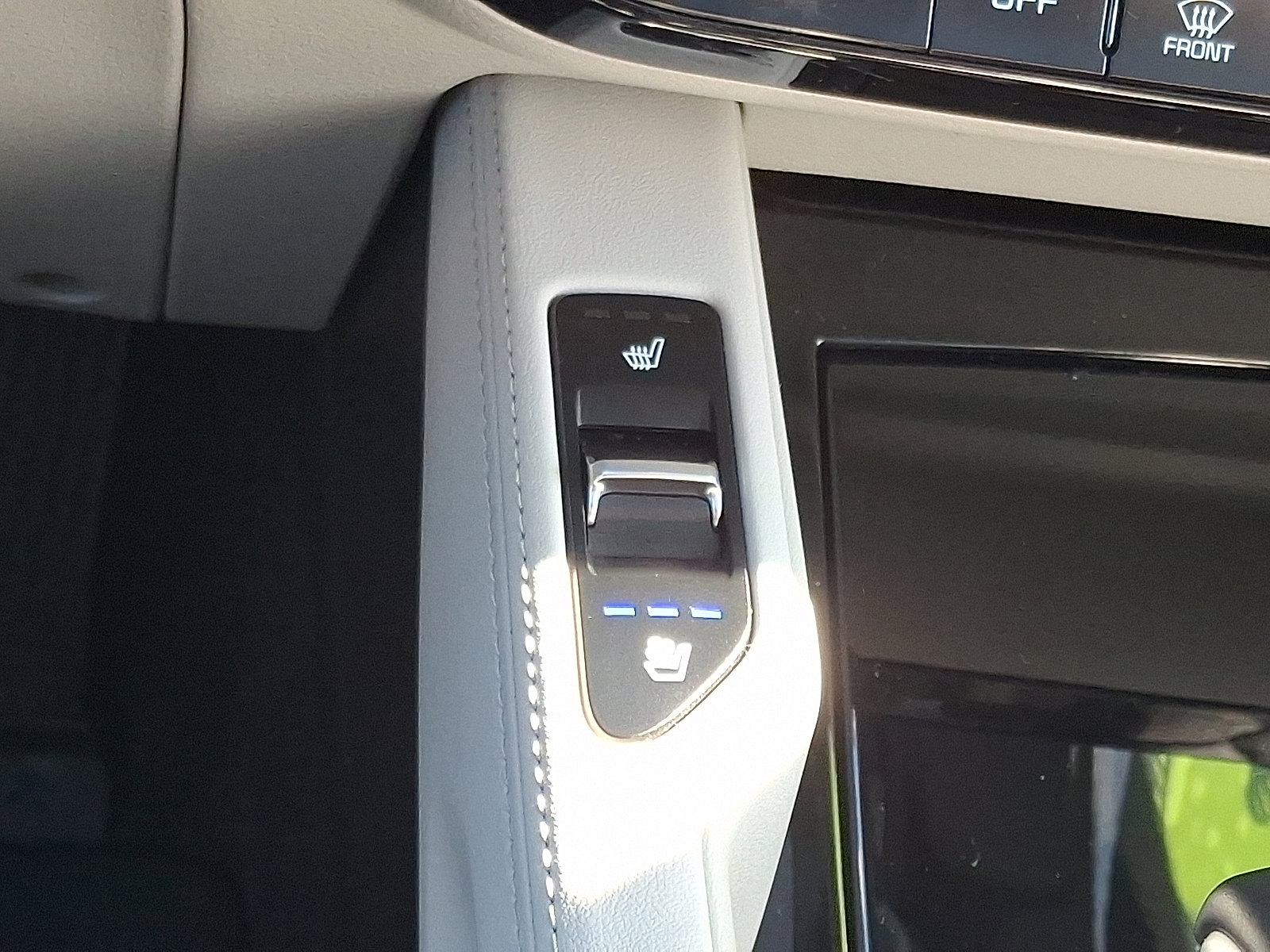 Certified 2022 Kia Telluride EX w/ EX Premium Package image 28