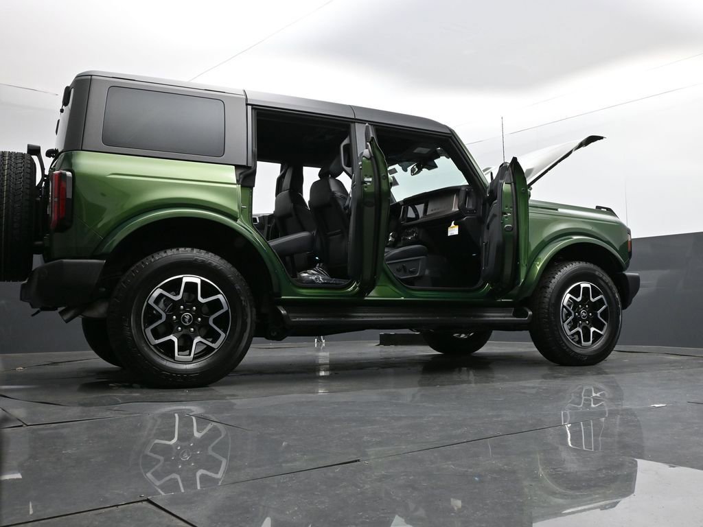 New 2025 Ford Bronco Outer Banks image 39