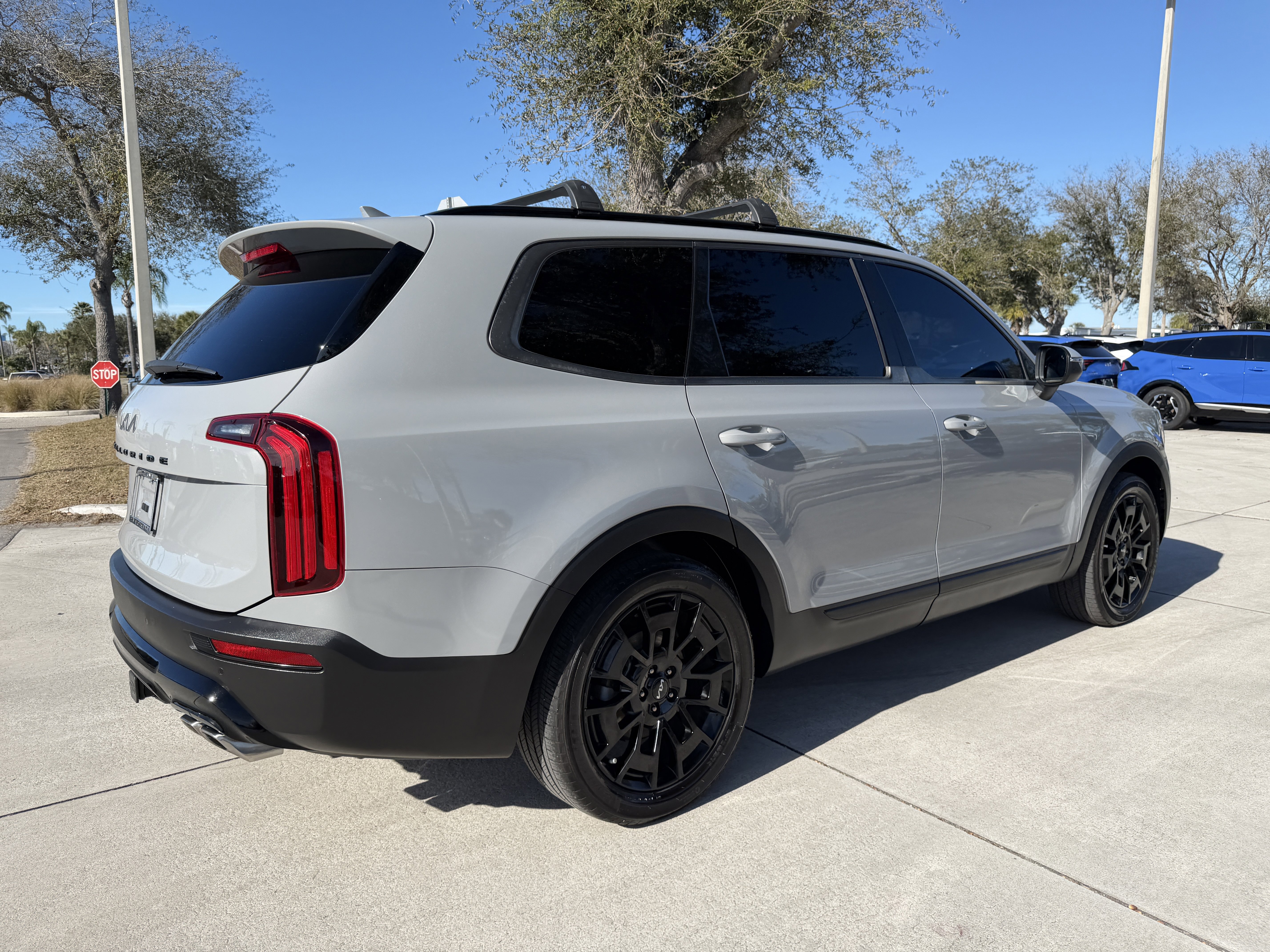 Certified 2022 Kia Telluride EX w/ EX Premium Package image 4