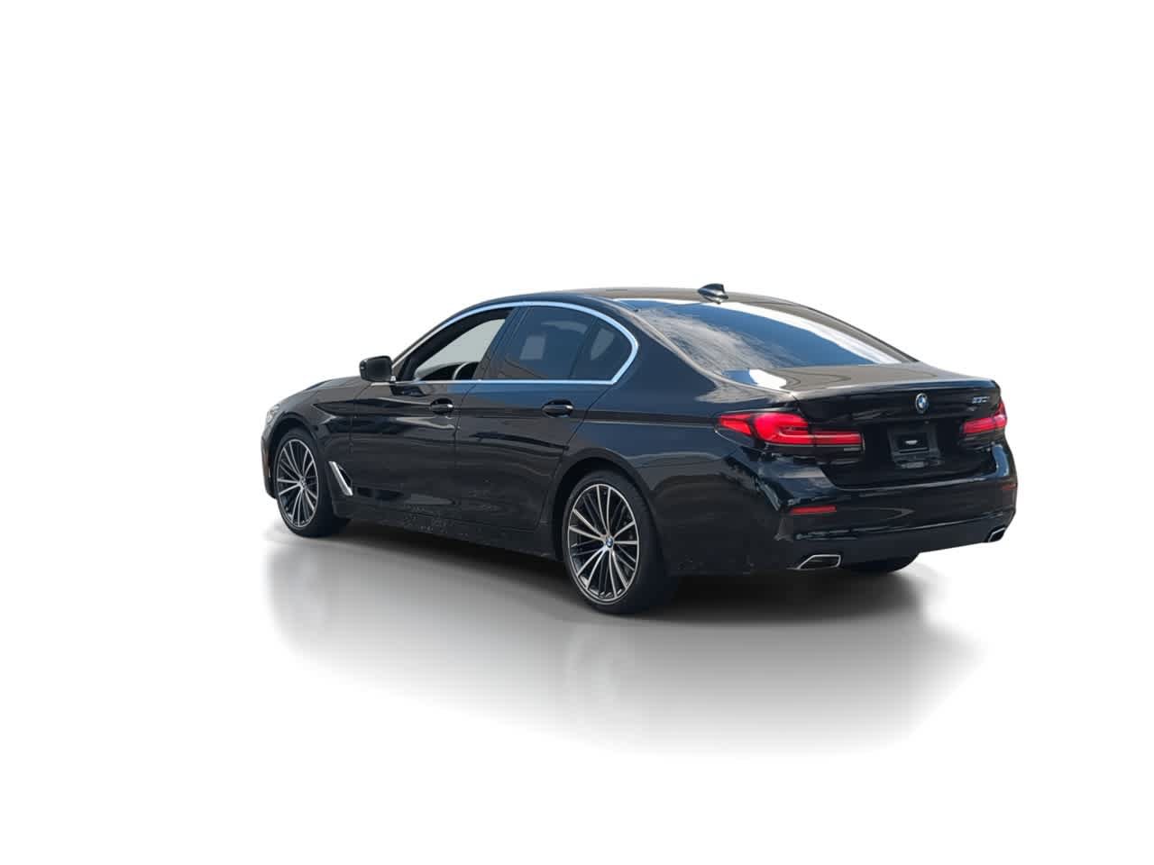 Used 2022 BMW 530i w/ M Sport Package RWD image 6