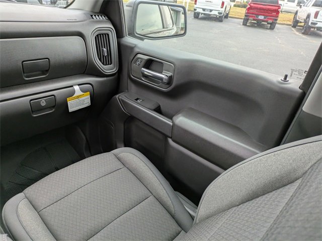 Used 2026 Chevrolet Silverado 1500 Custom image 17