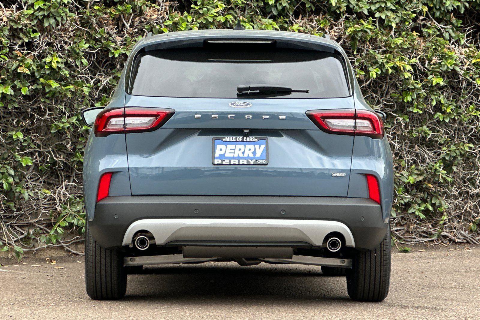 New 2025 Ford Escape SE image 5