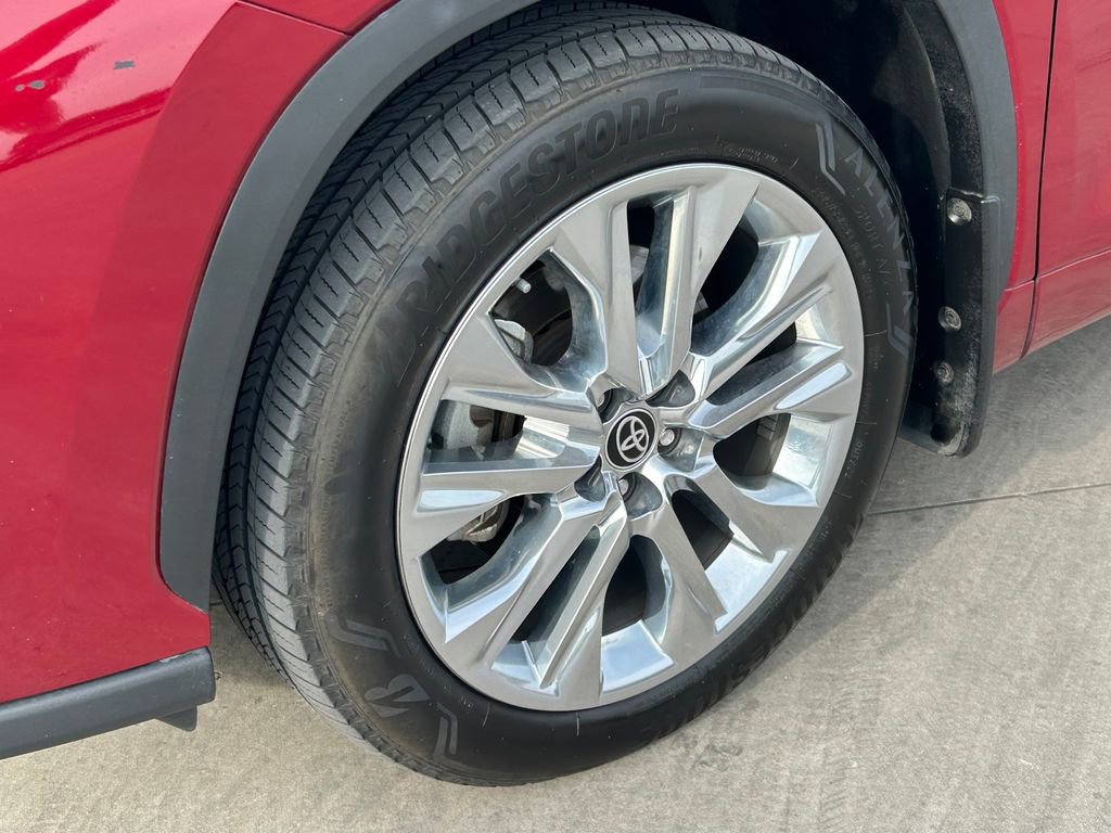 Used 2023 Toyota Highlander Limited image 9