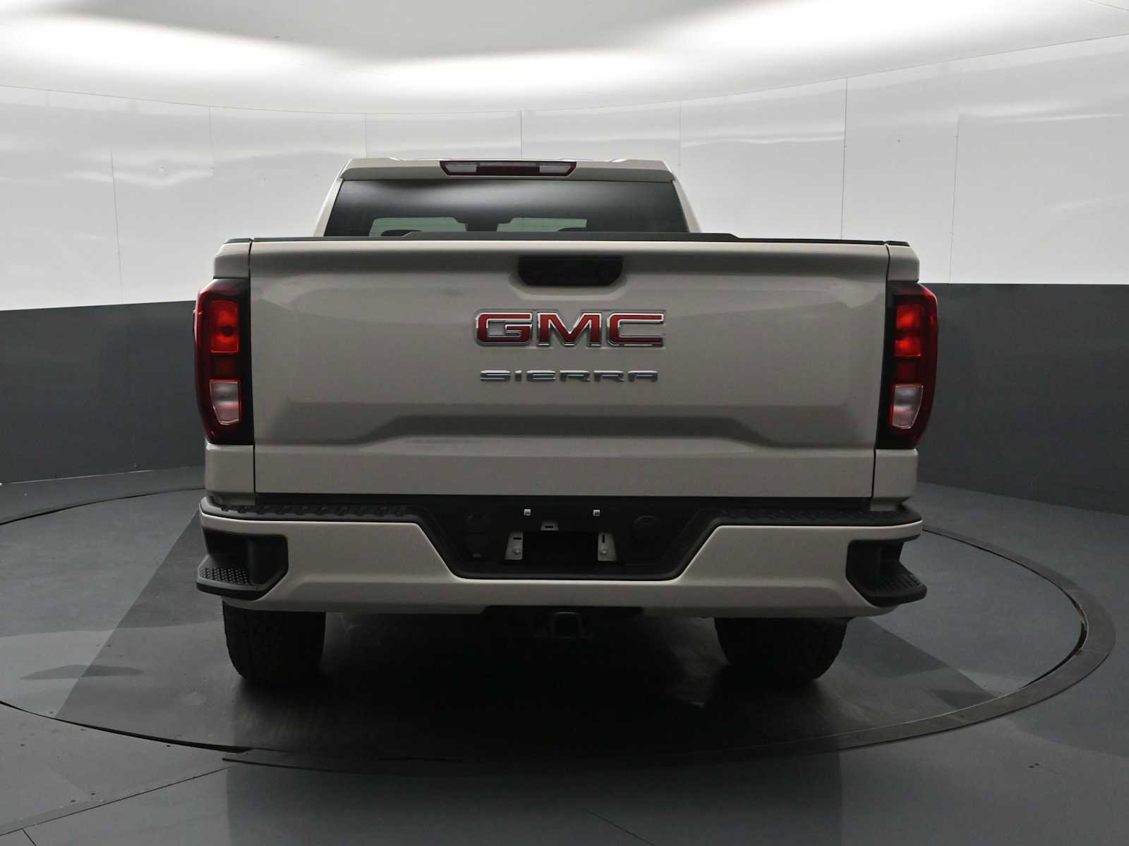 New 2026 GMC Sierra 1500 Pro image 8