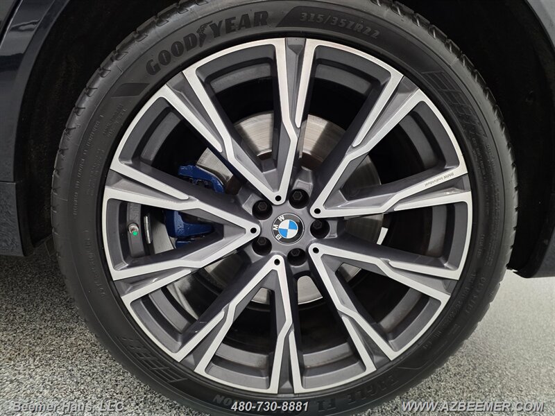 Used 2021 BMW X7 M50i AWD/4WD image 15