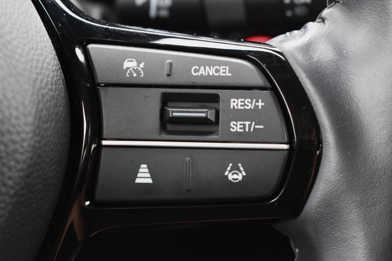 Used 2024 Honda CR-V EX-L image 7