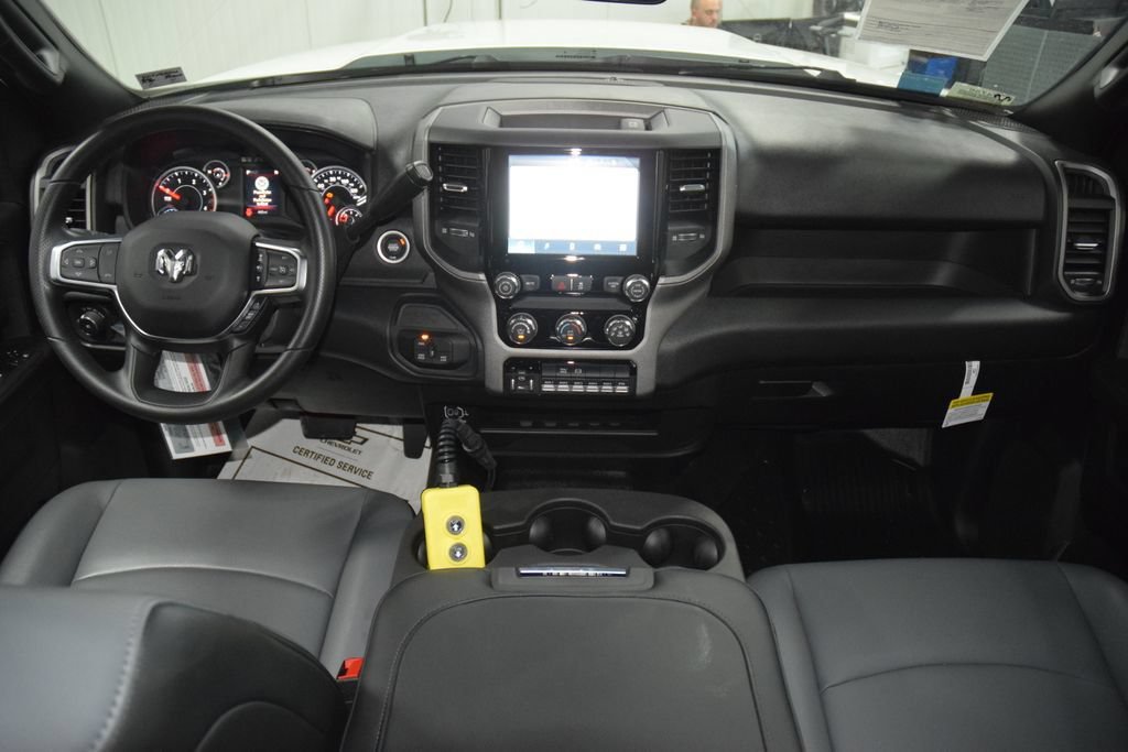Used 2026 RAM 5500 Tradesman w/ Chrome Appearance Group AWD/4WD image 19