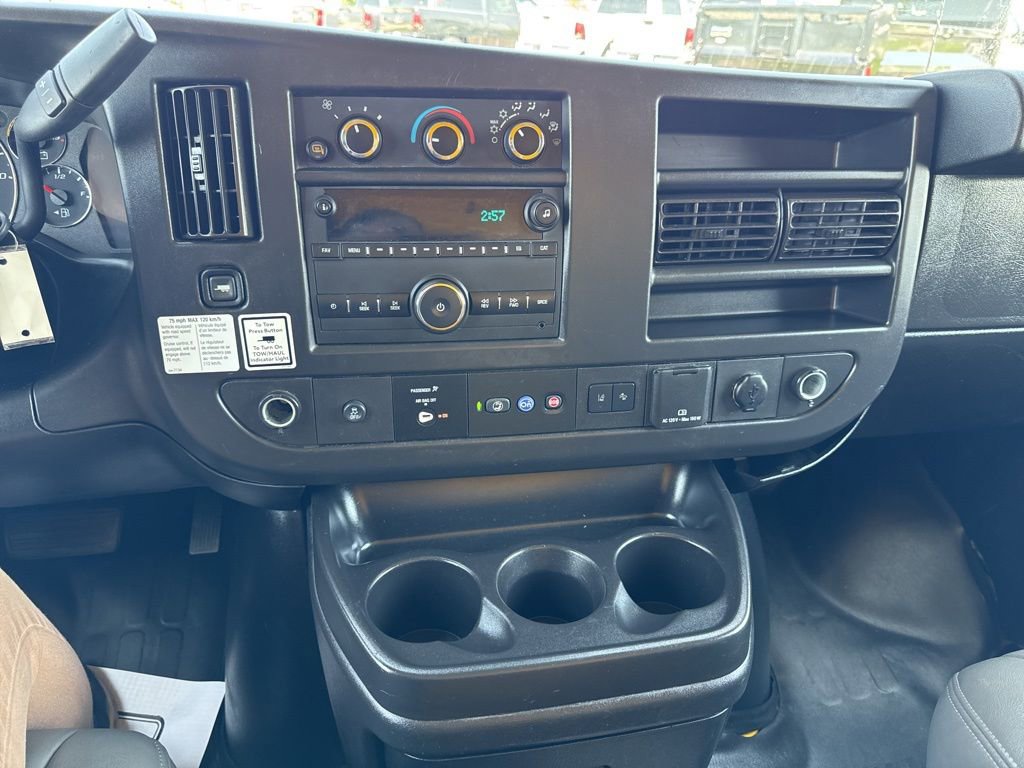 Used 2021 GMC Savana 3500 Extended w/ Power Convenience Package RWD image 24