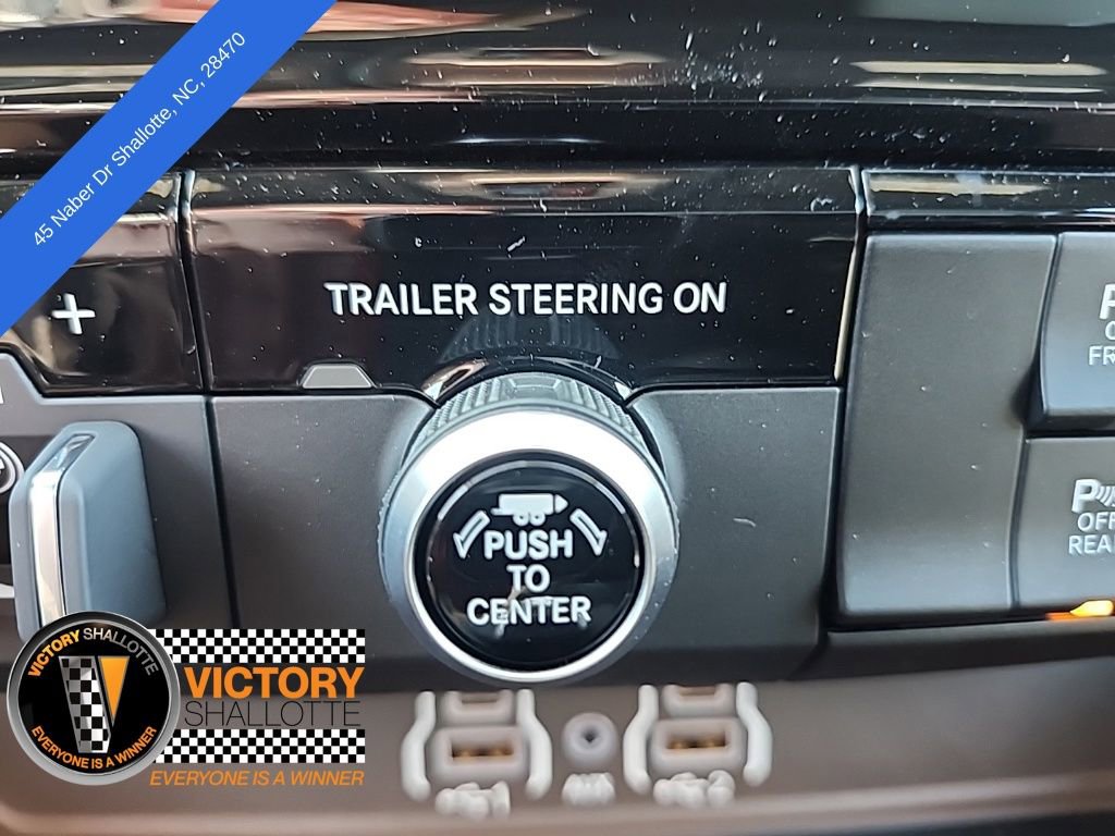 New 2025 RAM 1500 4x4 Crew Cab image 36