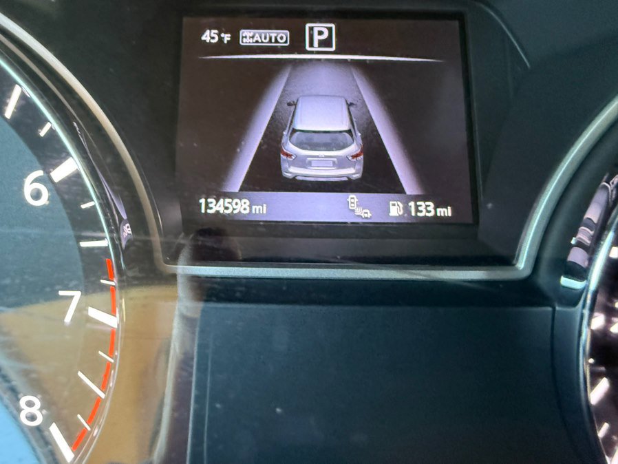 Used 2017 Nissan Pathfinder SL image 16