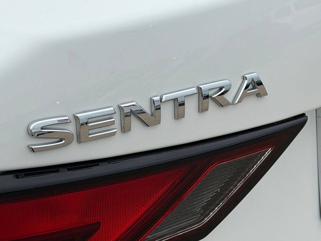 Certified 2024 Nissan Sentra SV w/ SV Premium Package FWD image 10