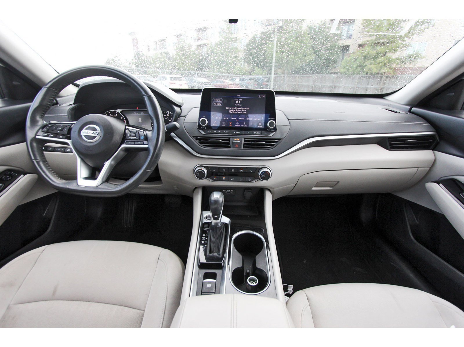 Used 2022 Nissan Altima 2.5 SV w/ SV Premium Package FWD image 12