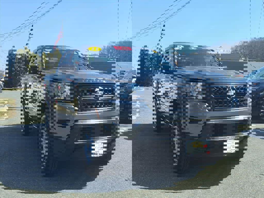 Used 2022 Nissan Frontier S w/ Technology Package image 3