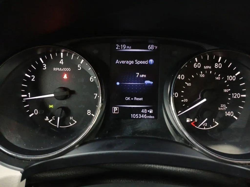 Used 2018 Nissan Rogue Sport SL FWD image 16