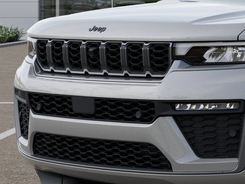 New 2026 Jeep Grand Cherokee L Limited AWD/4WD image 11