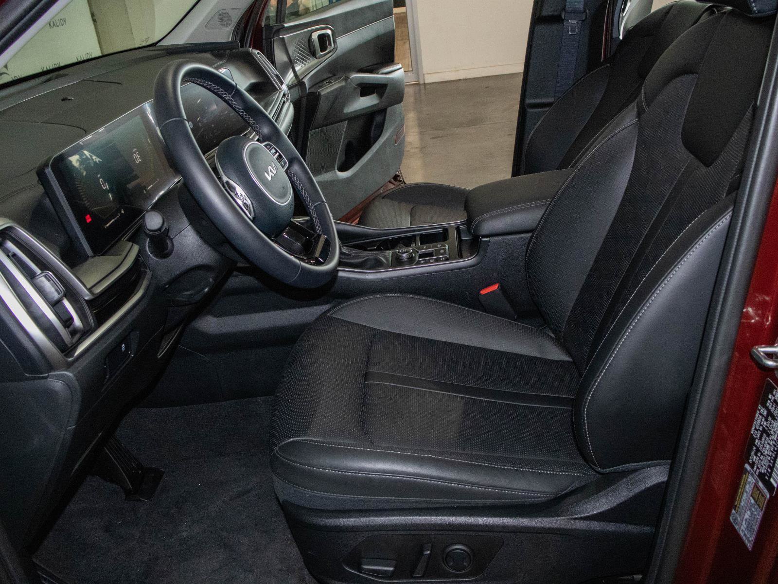 New 2025 Kia Sorento S w/ Panoramic Sunroof Package FWD image 8