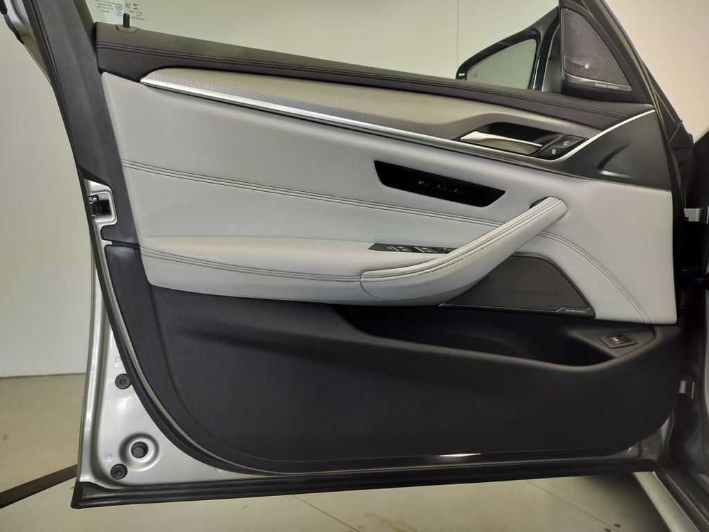 Used 2021 BMW M5 AWD/4WD image 5