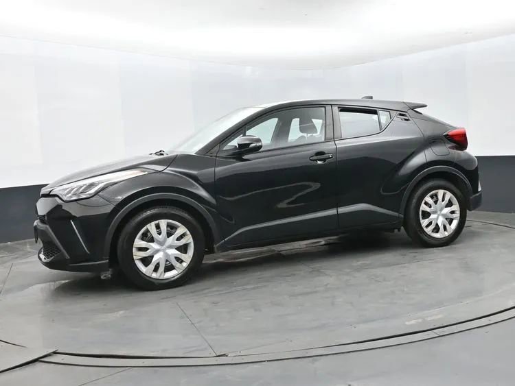 Used 2020 Toyota C-HR LE FWD image 5