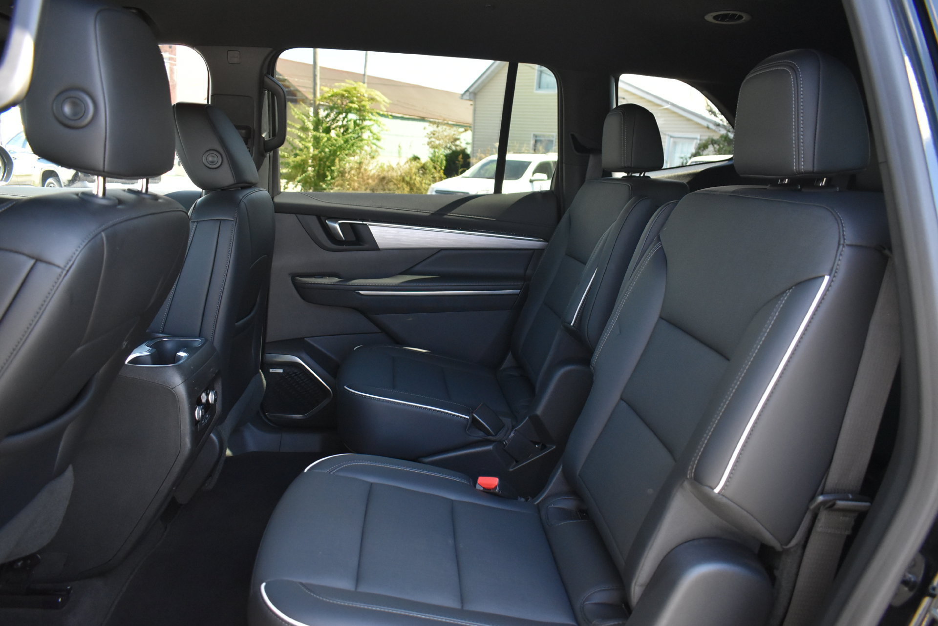 Used 2026 Buick Enclave Preferred w/ Power Package FWD image 17