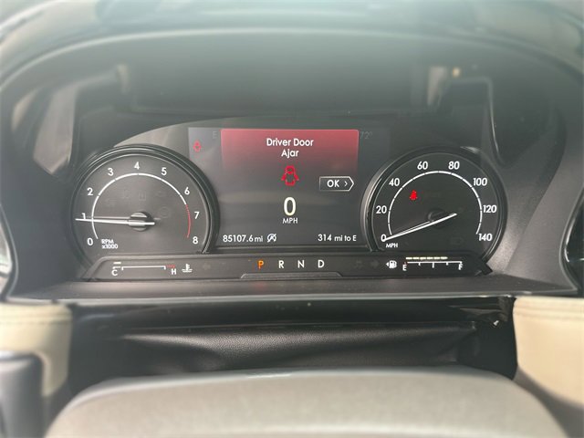 Used 2020 Lincoln Corsair AWD w/ Premium Package image 16