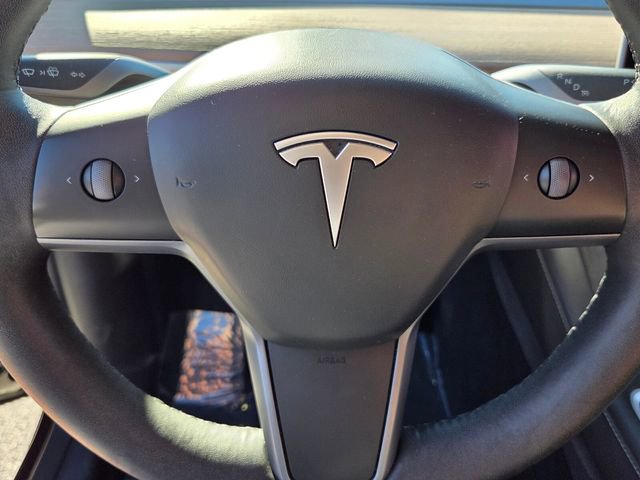 Used 2024 Tesla Model Y Long Range image 27