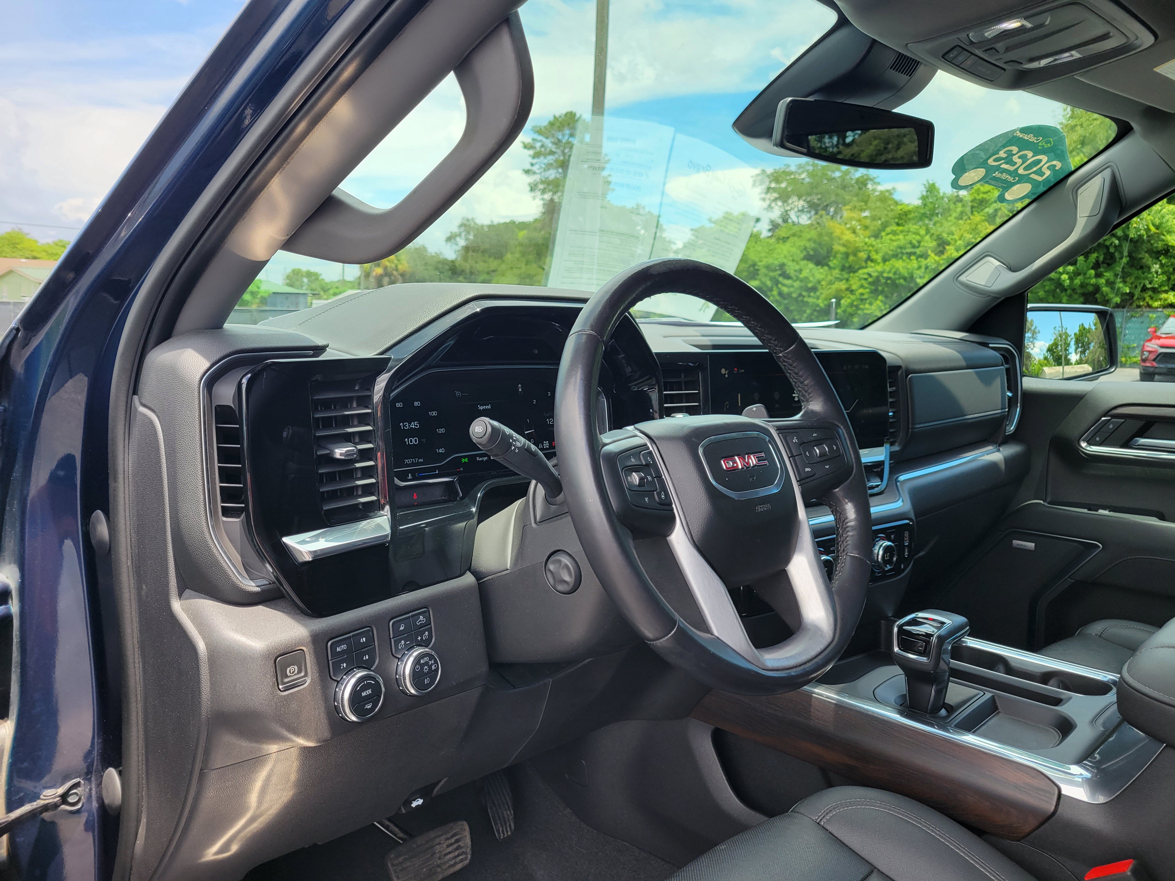 Certified 2023 GMC Sierra 1500 SLT w/ SLT Premium Package AWD/4WD image 31