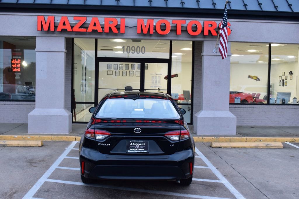 Used 2025 Toyota Corolla LE image 10