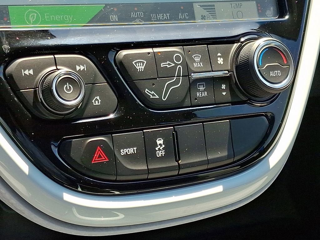 Used 2020 Chevrolet Bolt LT FWD image 16