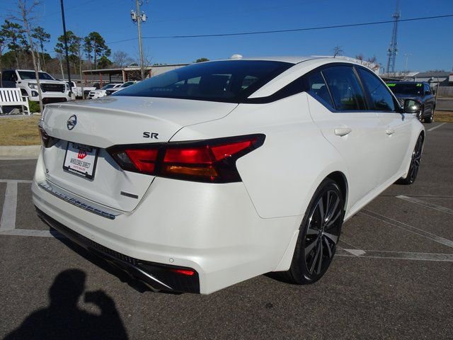 Used 2022 Nissan Altima 2.0 SR image 4