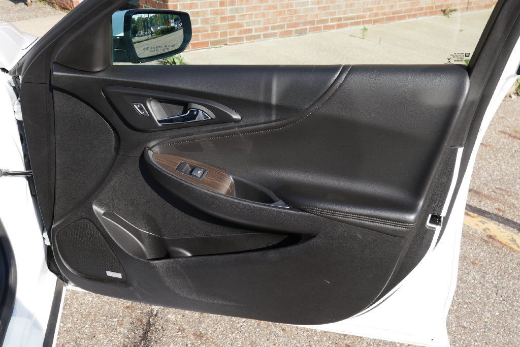 Used 2024 Chevrolet Malibu LT FWD image 8